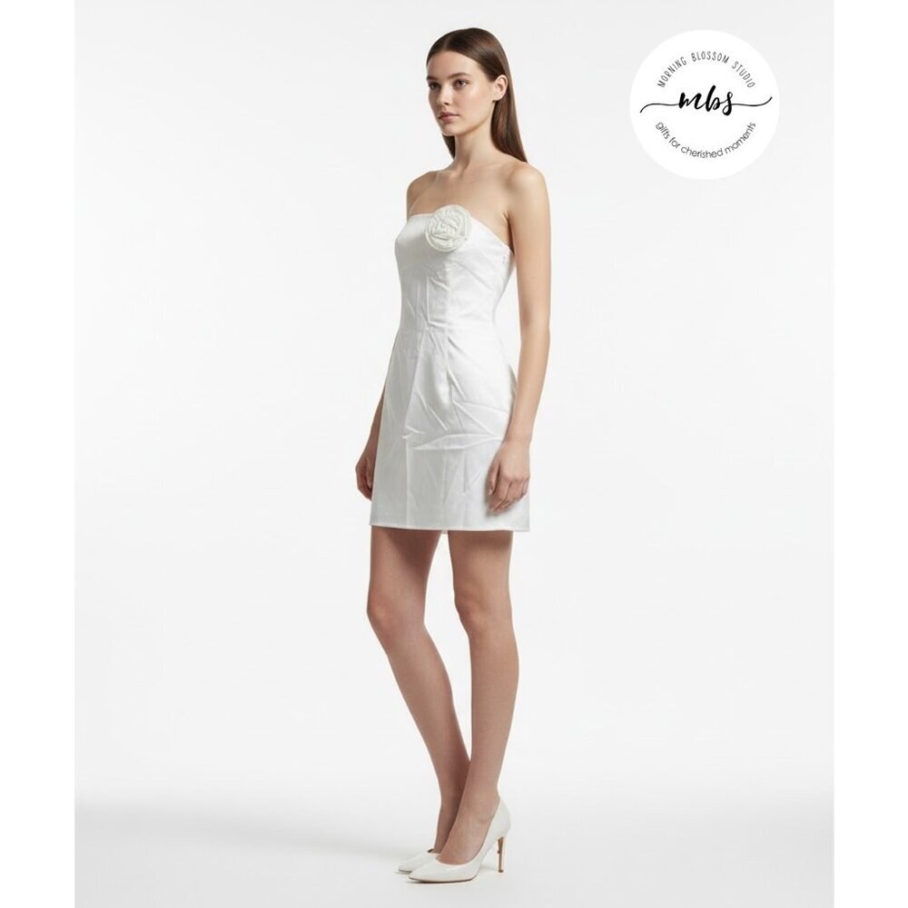 NWT Sky To Moon Brooch Flower Lined‎ Strapless Mini Dress White Women M